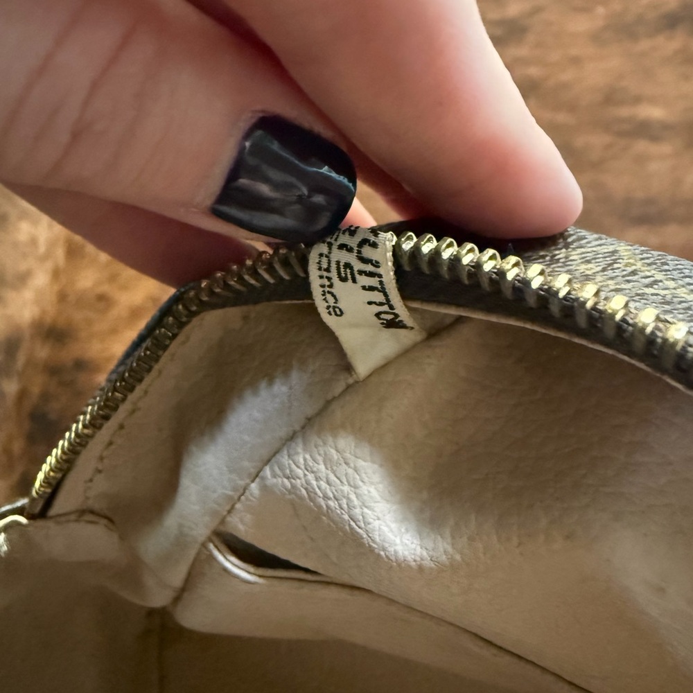 Louis Vuitton Brown Monogram Toiletry Bag - Picture 4 of 7